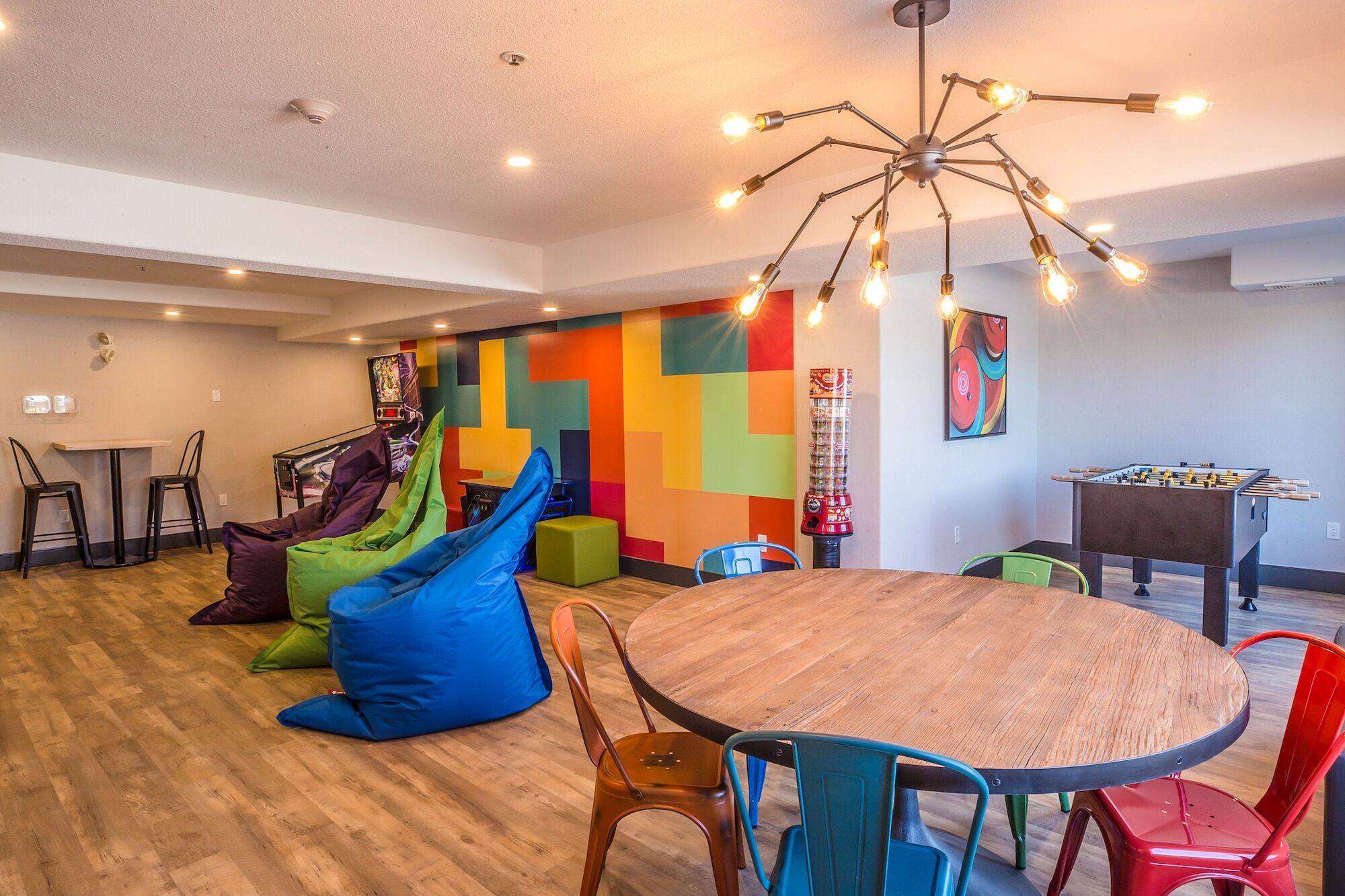 Hotel Ramada By Wyndham Cochrane Extérieur photo